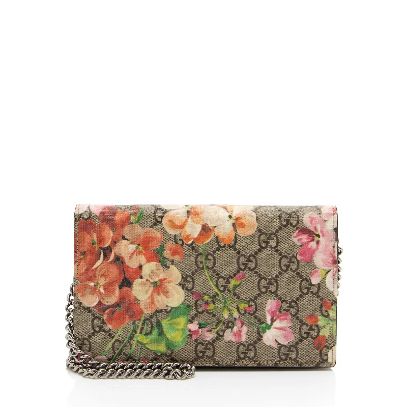 Gucci GG Supreme Blooms Wallet on Chain