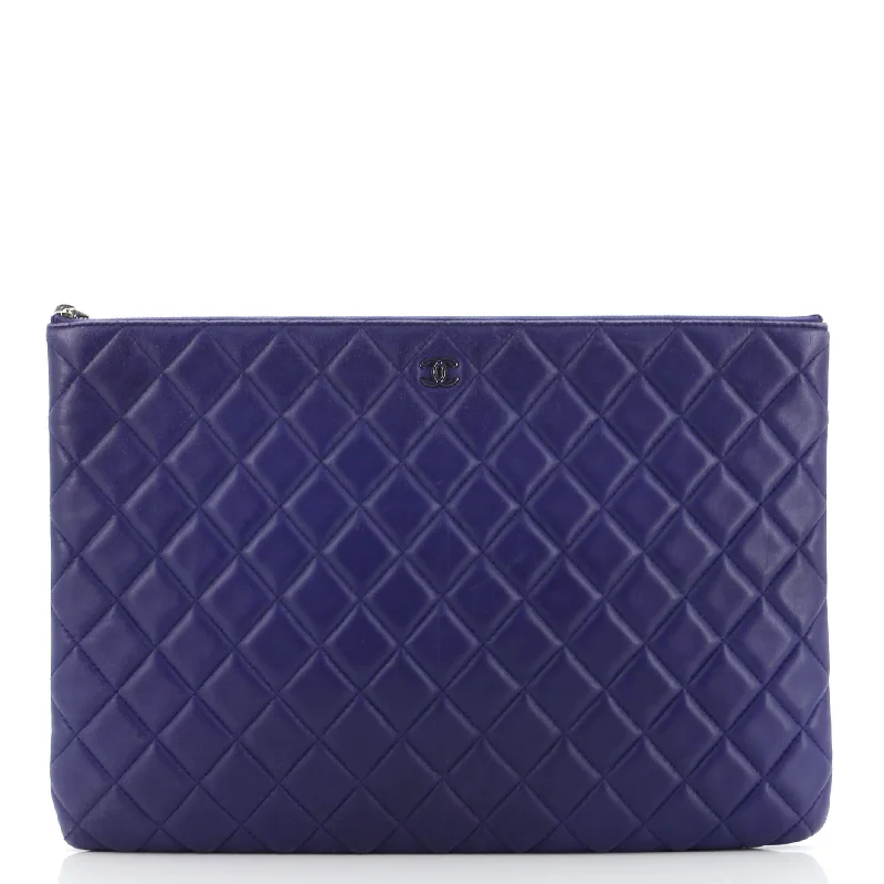 Bejeweled Clutch in Purple for Opera PerformancesO Case Clutch Quilted Lambskin Large