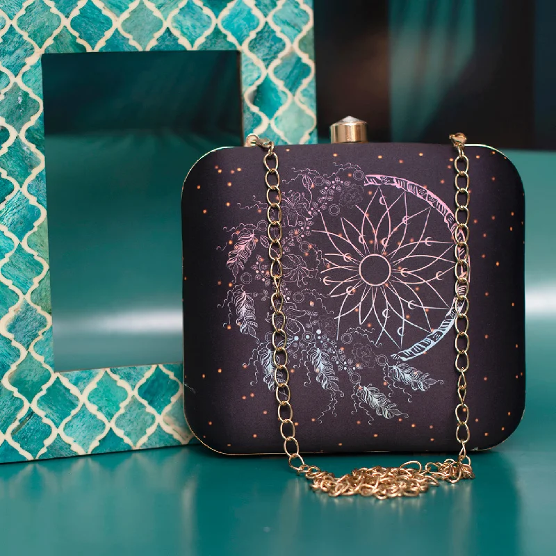 Women's Lizard - Print Clutch in Brown for a Chic LookPink-Blue Dream Catcher Printed Clutch